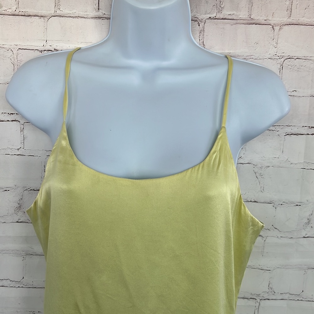 Alice + Olivia 100% silk slip yellow satin dress/pajama size small - Picture 7 of 17